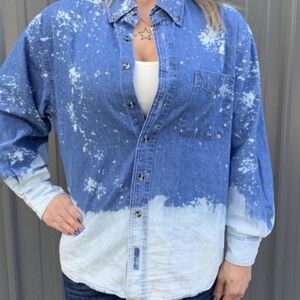 SOUTHERN Bliss Dye Dip Button Down Bleach Denim Shirt Med M NWT. Super stylish